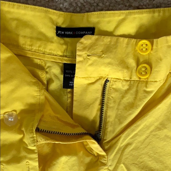 Shorts - Picture 2 of 4